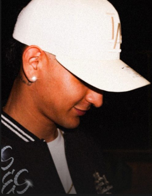 ElAlexB — rapper and artist from Medellín